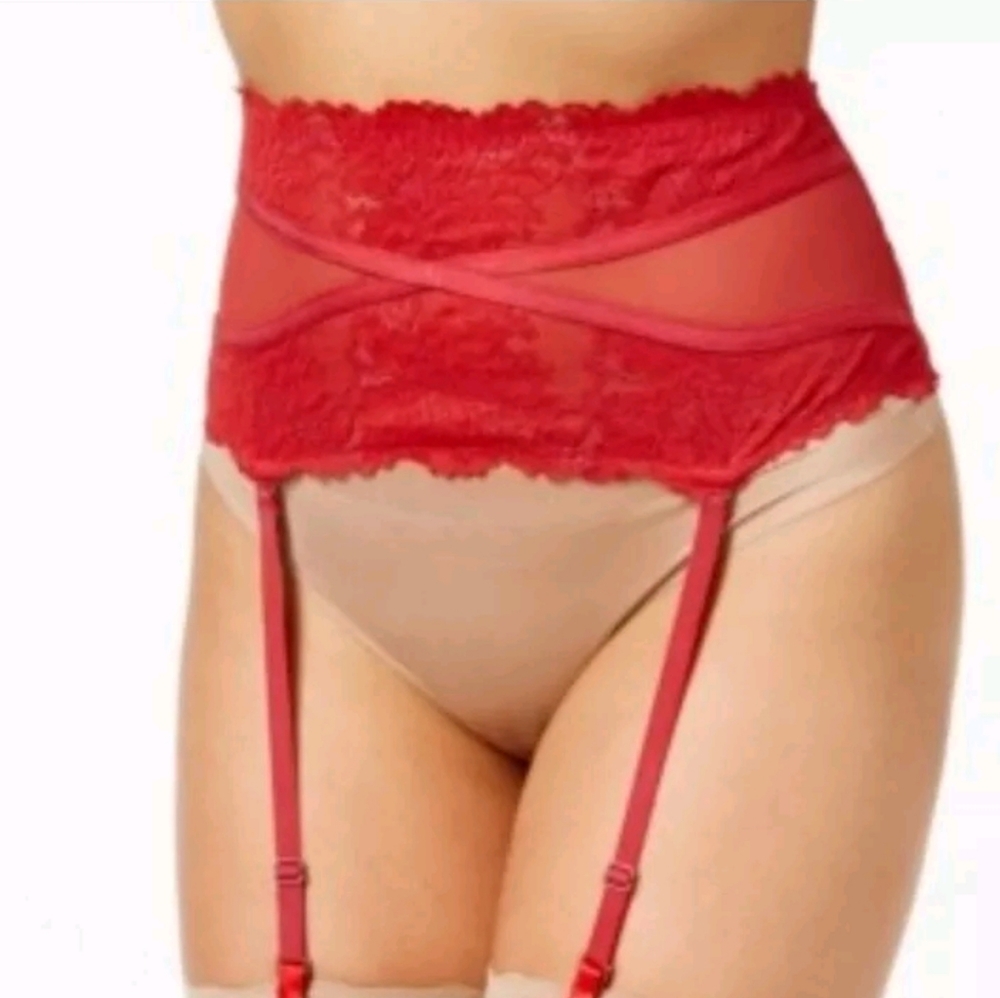 Maidenform💕💕super Sexy Floral Lace Garter Belt